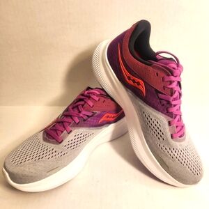 Women's Saucony Ride 16 Size 9 wide